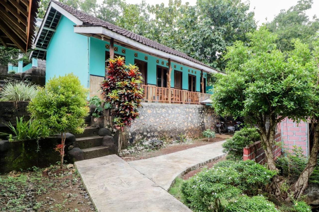 Rock Garden Homestay & Resto Tepus Eksteriør billede