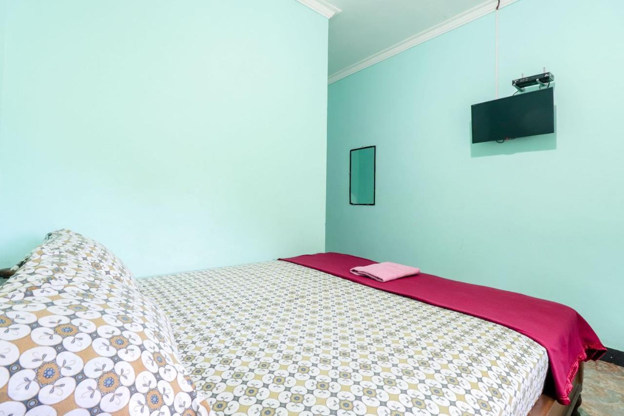 Rock Garden Homestay & Resto Tepus Eksteriør billede